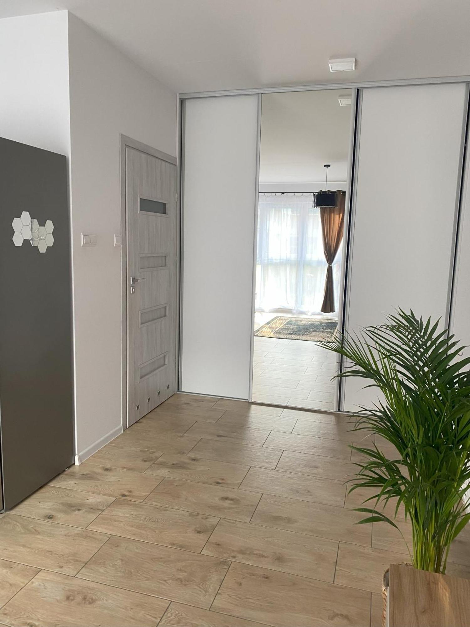Apartamenty Zielona Жельона Гора Екстериор снимка